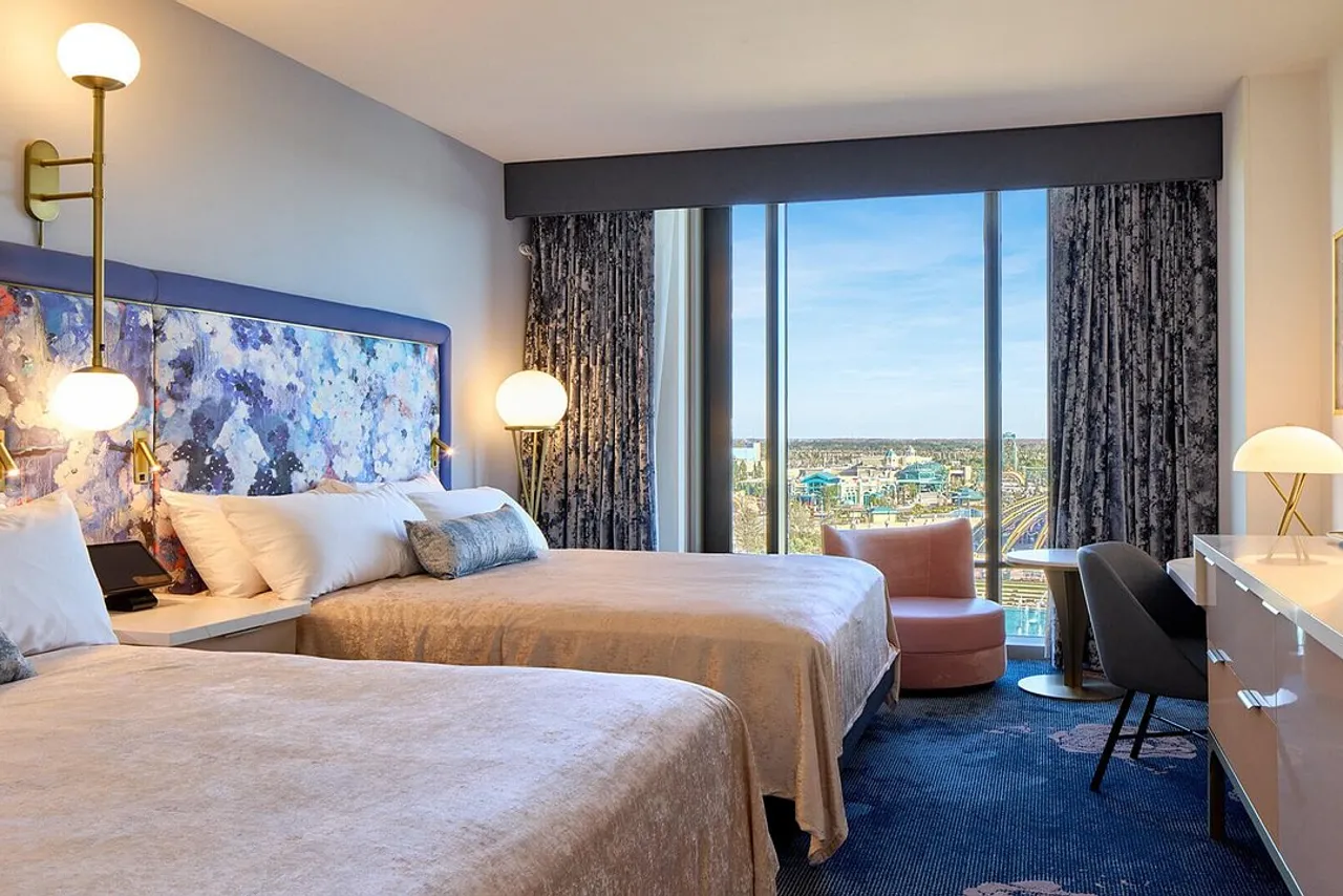 Universal Helios Grand Hotel, a Loews Hotel — ภาพห้องพักและบรรยากาศ