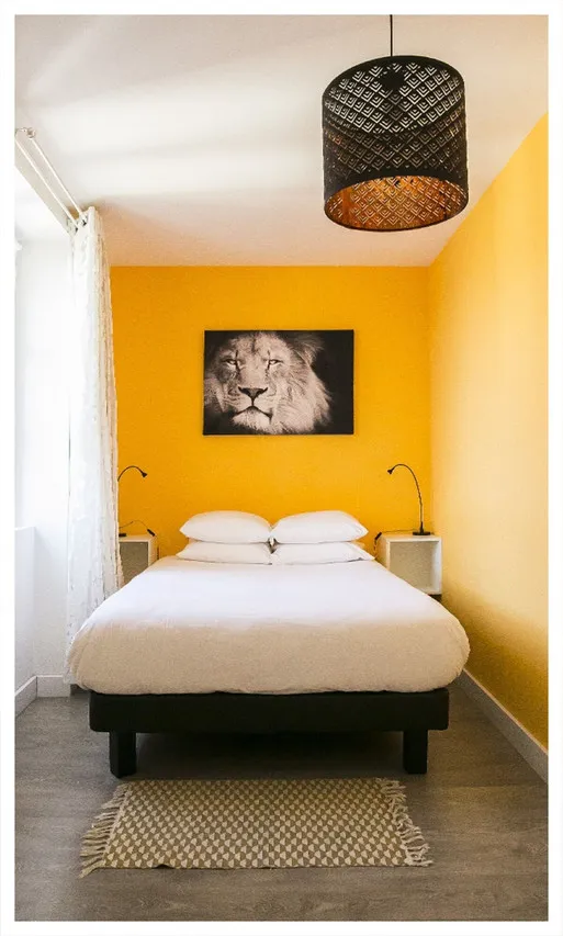 Urban Loft & Spa Marseille — rooms and atmosphere