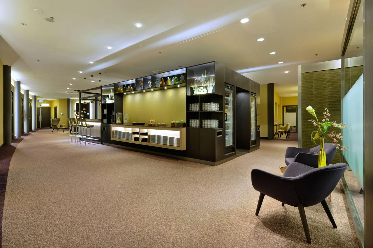 Van der Valk Hotel Rotterdam Ridderkerk — ภาพห้องพักและบรรยากาศ