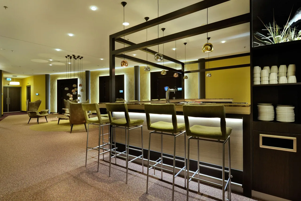 Van der Valk Hotel Rotterdam Ridderkerk — ภาพห้องพักและบรรยากาศ