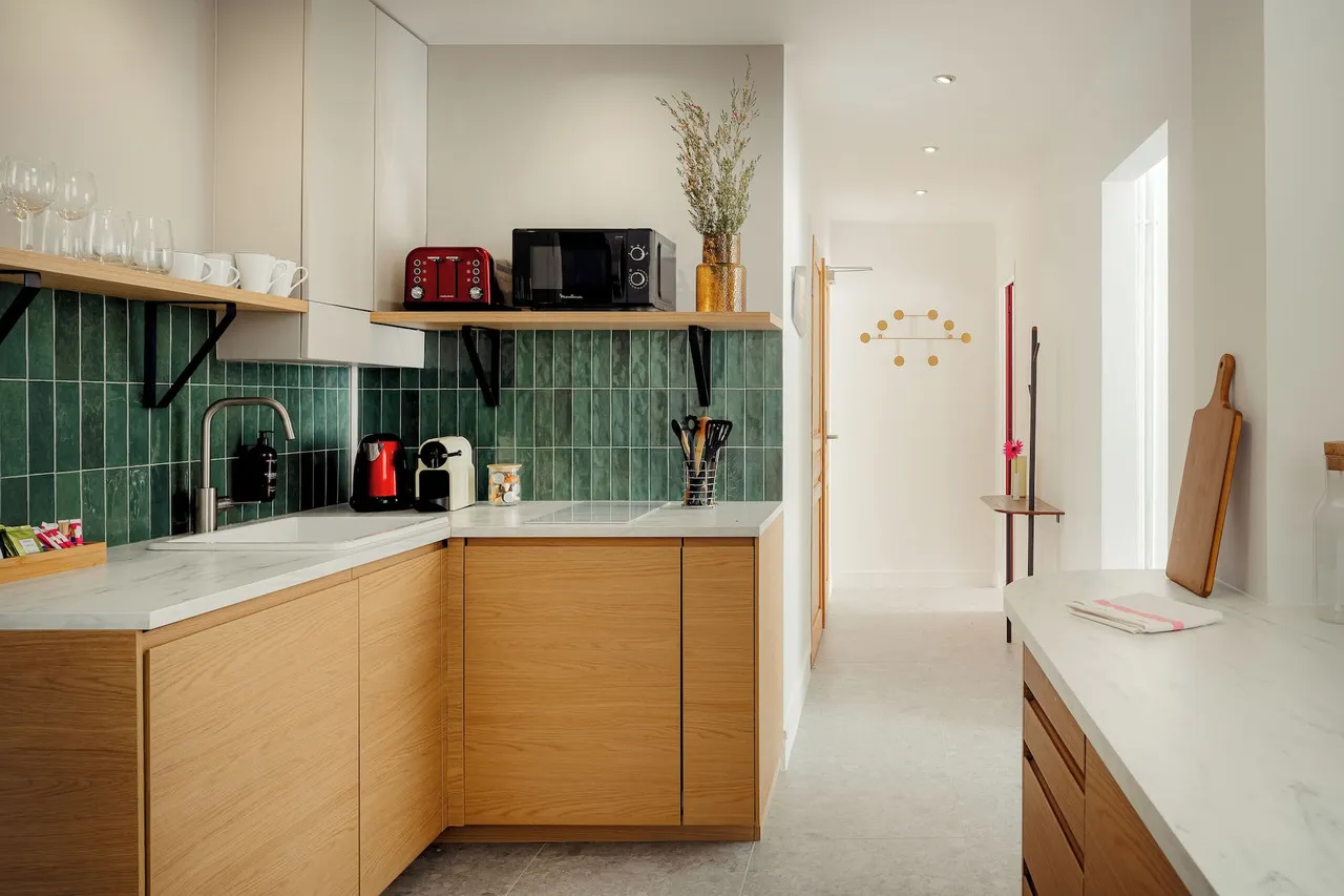 Vestay Champs-Élysées — rooms and atmosphere