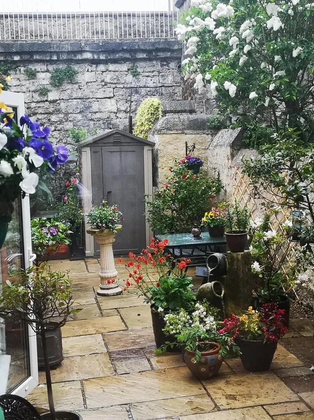 Victoria House Caernarfon — rooms and atmosphere