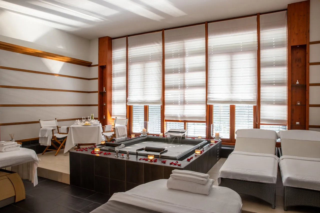 Victoria Jungfrau Grand Hotel & Spa — rooms and atmosphere