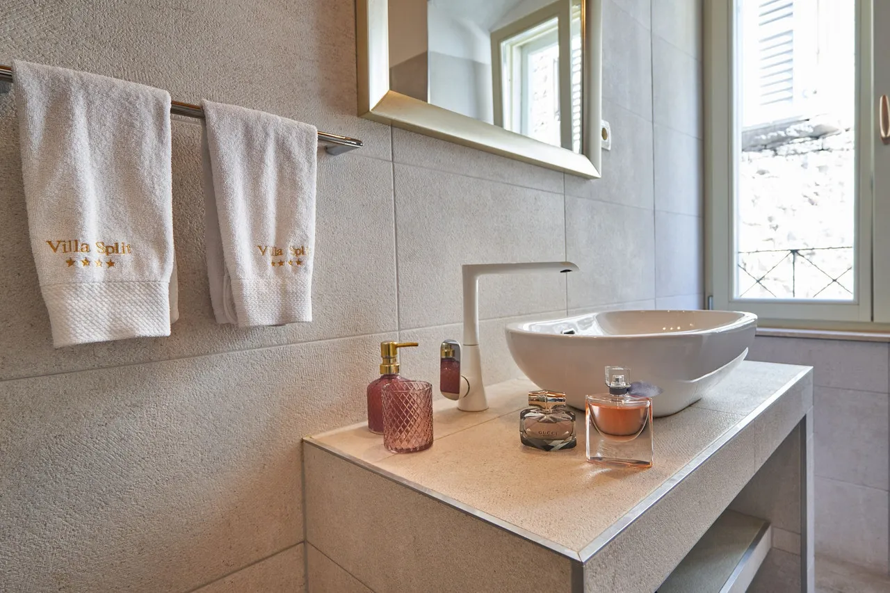Villa Split Heritage Hotel — rooms and atmosphere