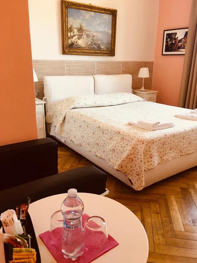 Villa Varenna — rooms and atmosphere