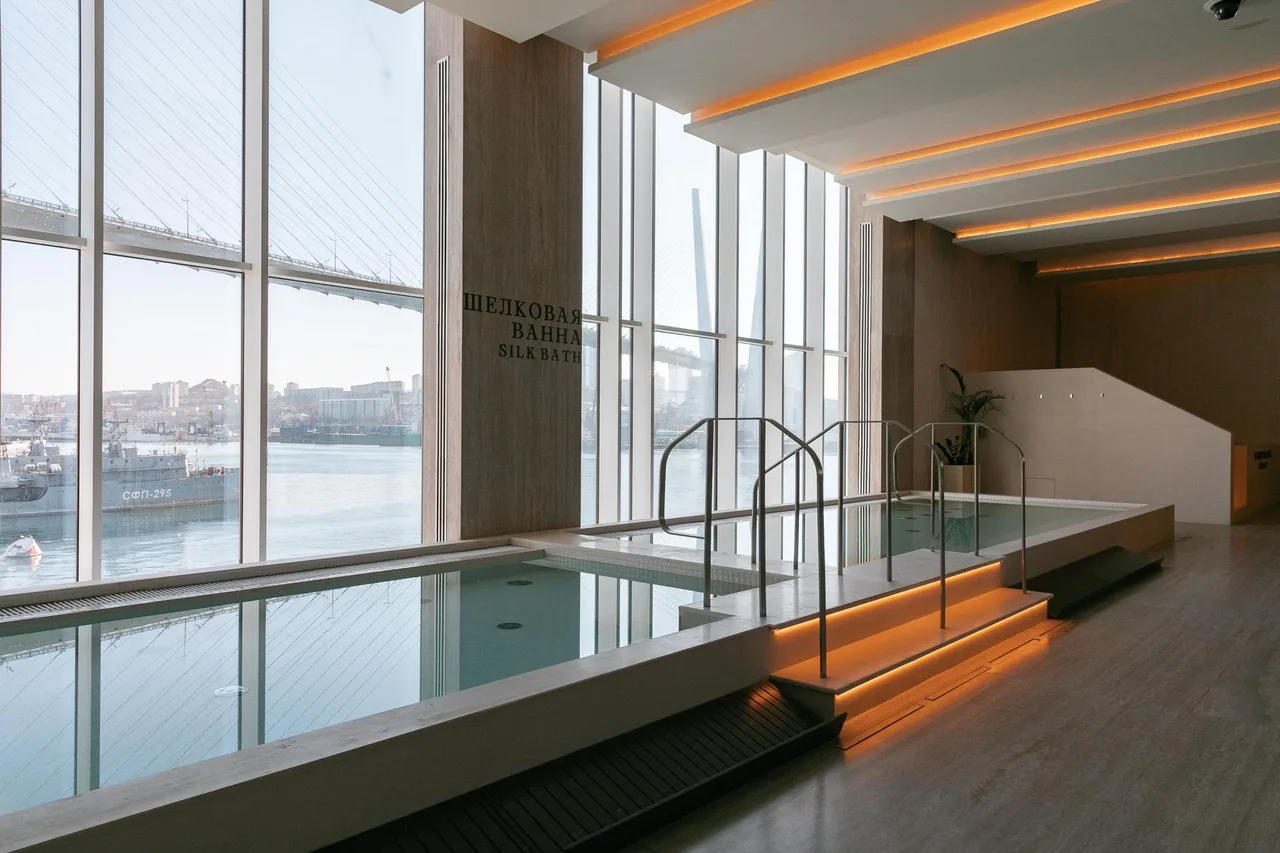 VLADIVOSTOK Grand Hotel & SPA — ภาพห้องพักและบรรยากาศ