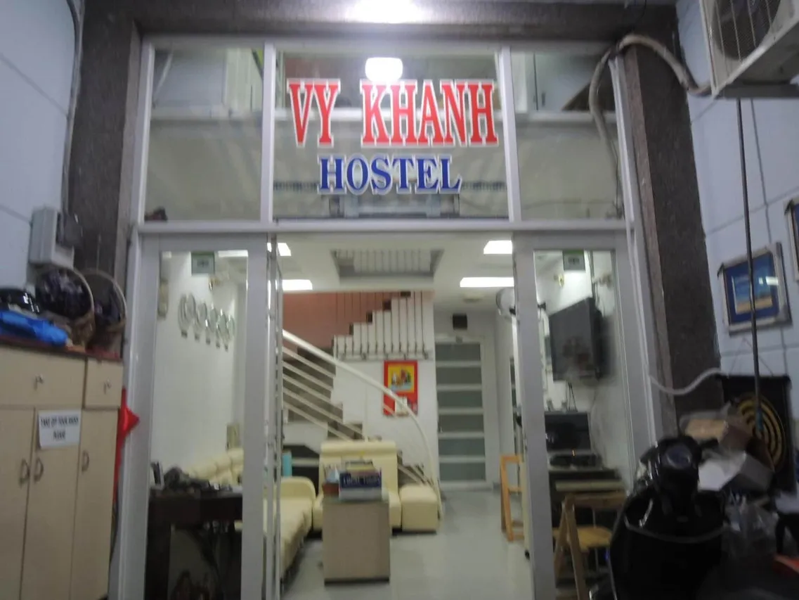 Vy Khanh Guesthouse — rooms and atmosphere