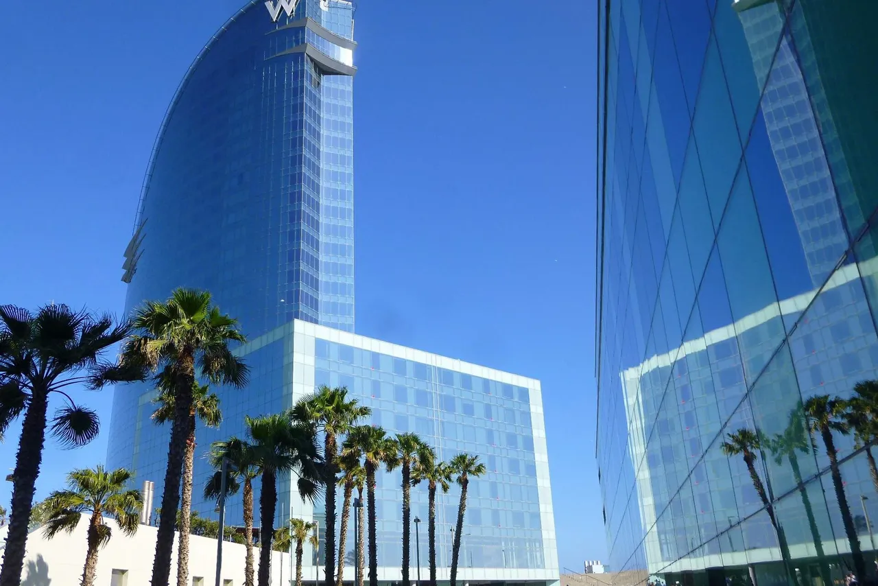 W Barcelona — rooms and atmosphere