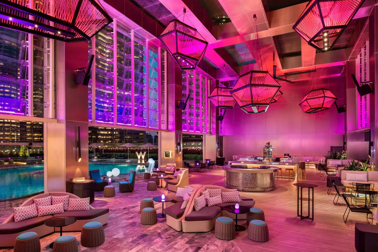 W Kuala Lumpur — โรงแรมในกัวลาลัมเปอร์