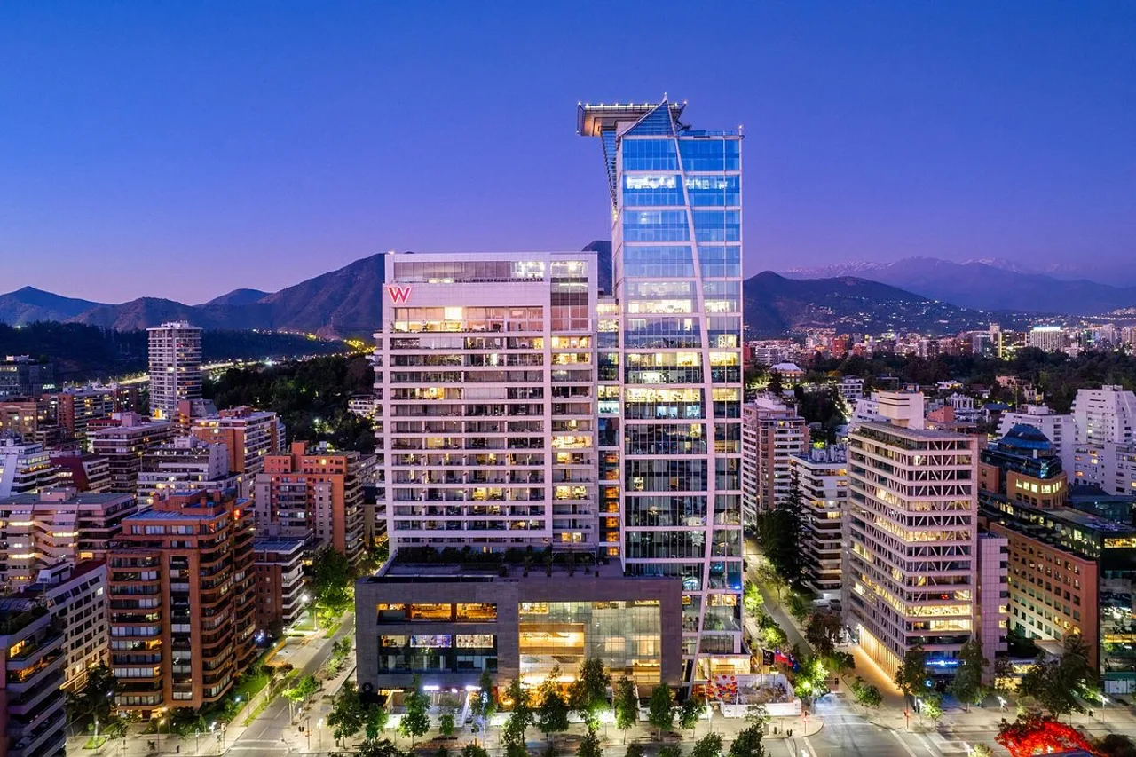 W Santiago — โรงแรมในซานติอาโก