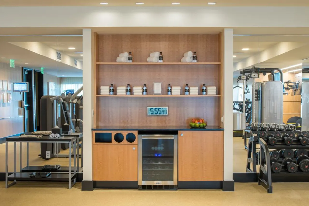 Waldorf Astoria Beverly Hills — ภาพห้องพักและบรรยากาศ