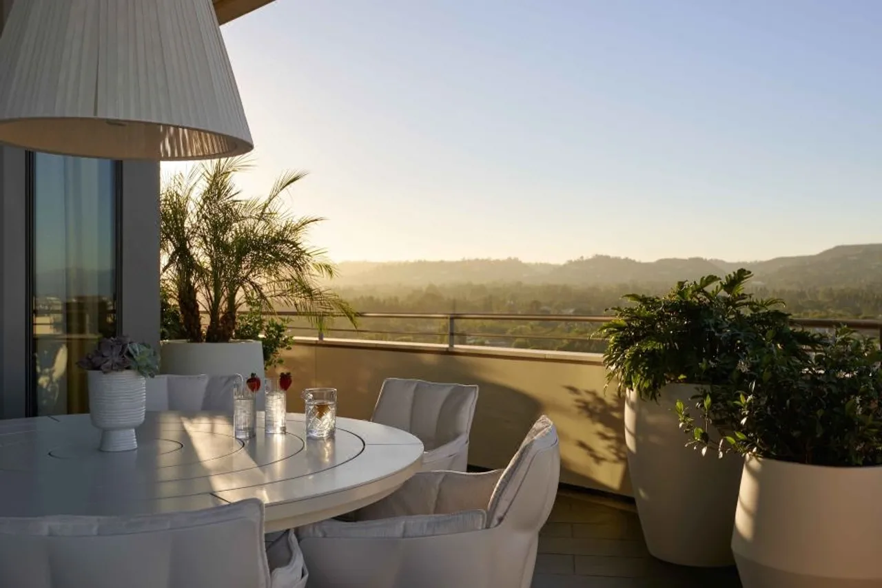 Waldorf Astoria Beverly Hills — ภาพห้องพักและบรรยากาศ