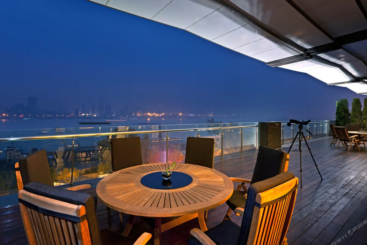 Wanda Vista Changsha — rooms and atmosphere