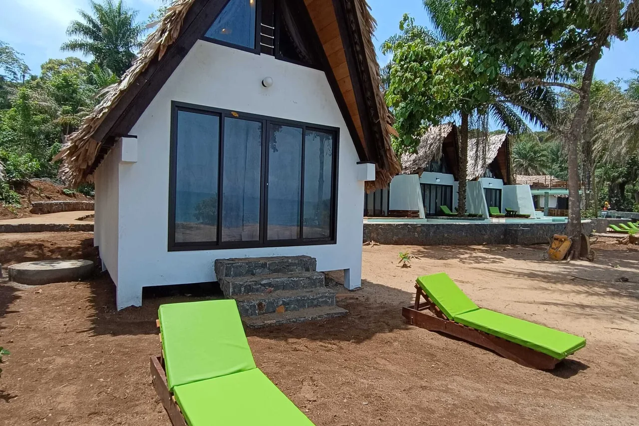 Warkolor Jungle Lodge & Reserve — ภาพห้องพักและบรรยากาศ