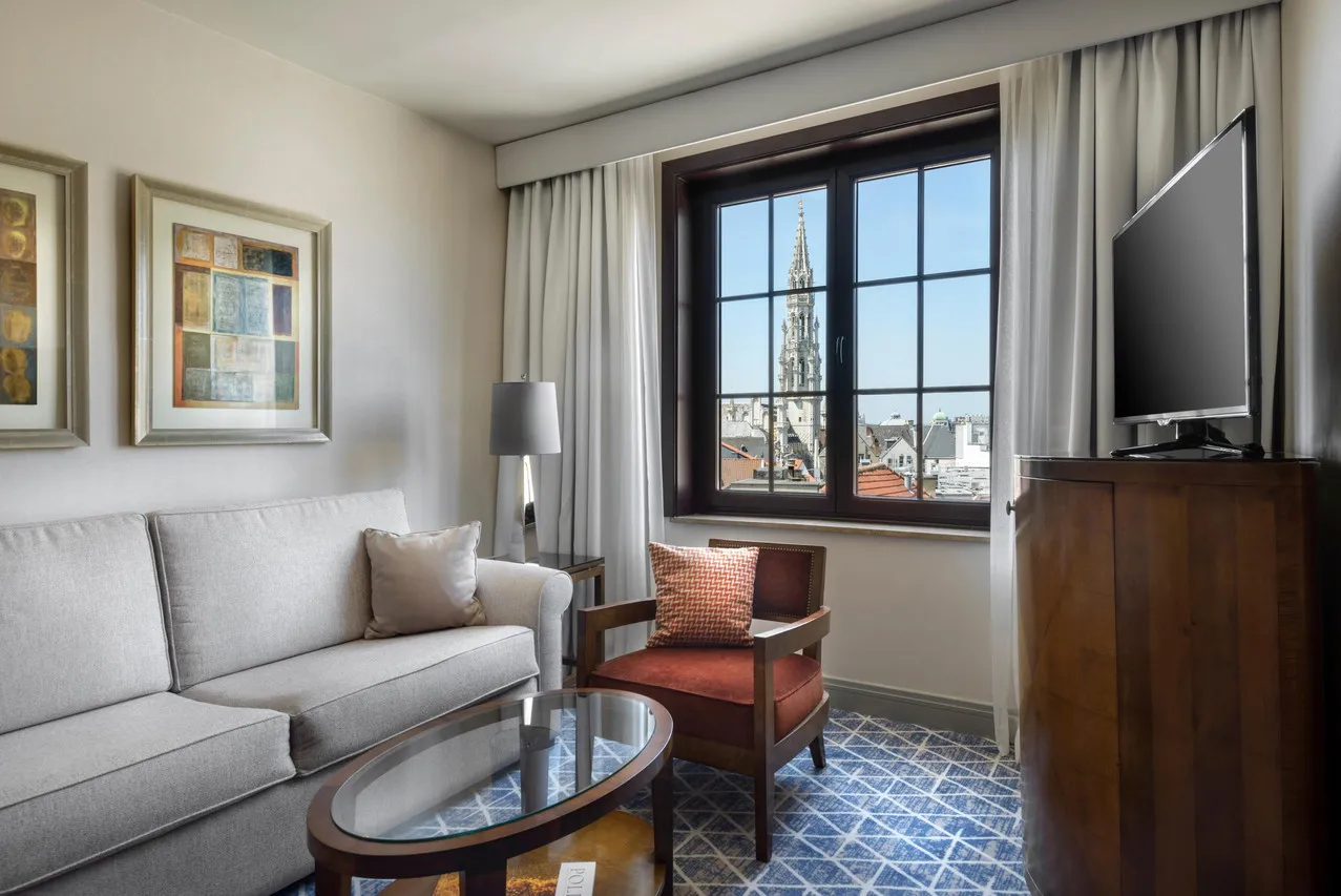 Warwick Brussels — Grand Place — rooms and atmosphere