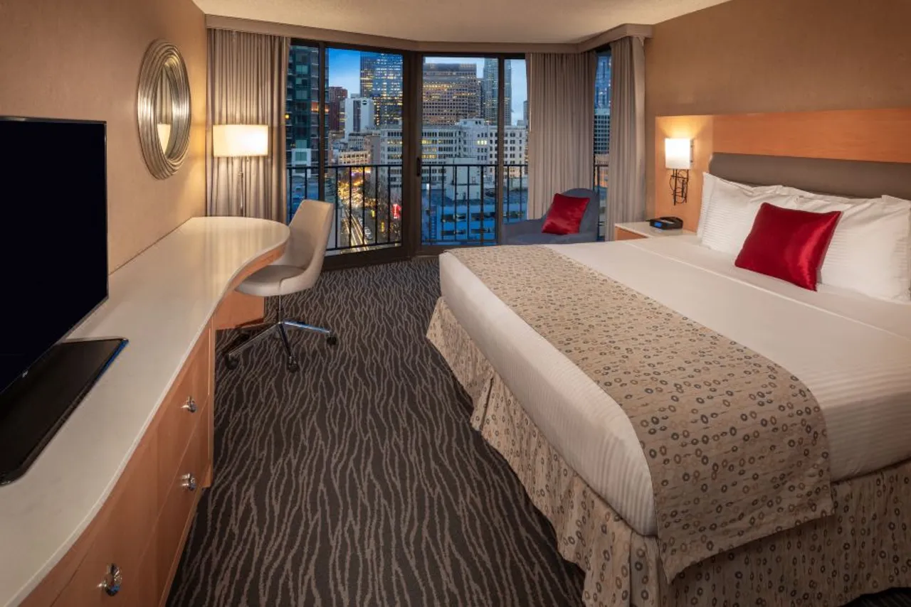 Warwick Seattle — ภาพห้องพักและบรรยากาศ
