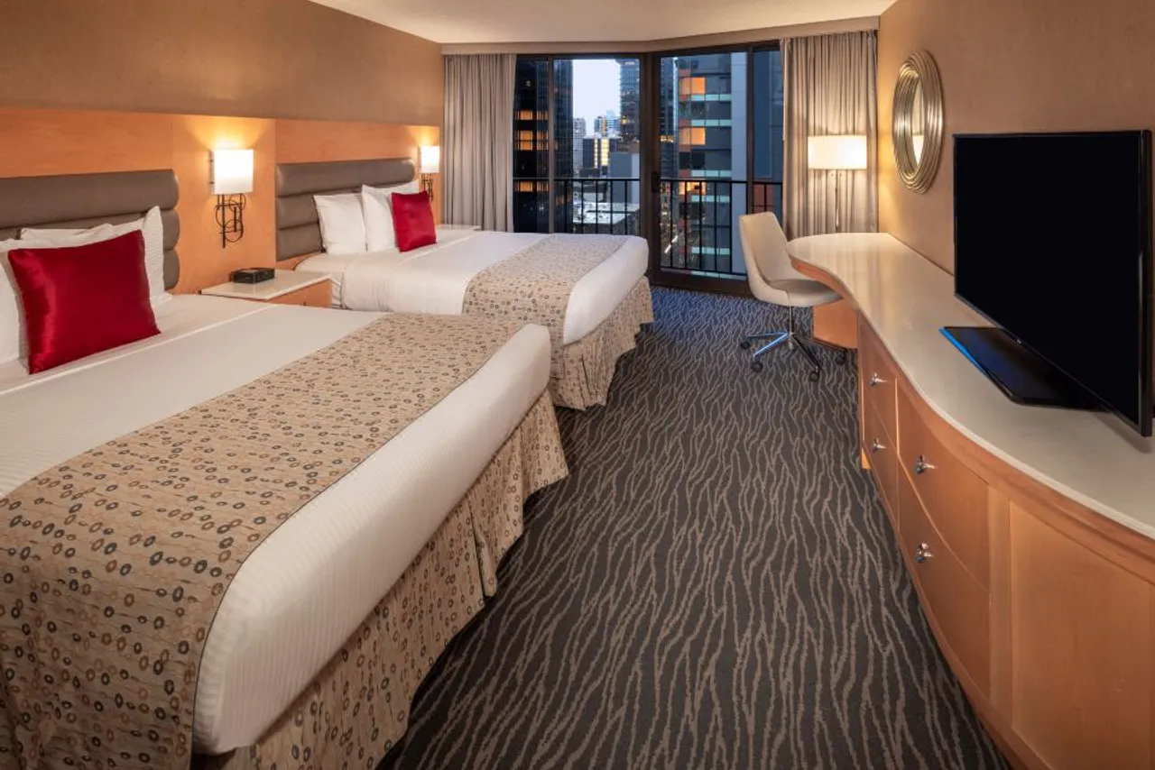Warwick Seattle — ภาพห้องพักและบรรยากาศ