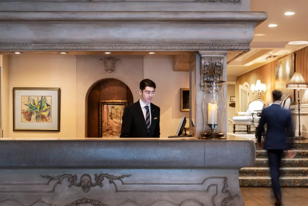 Wedgewood Hotel & Spa — ภาพห้องพักและบรรยากาศ