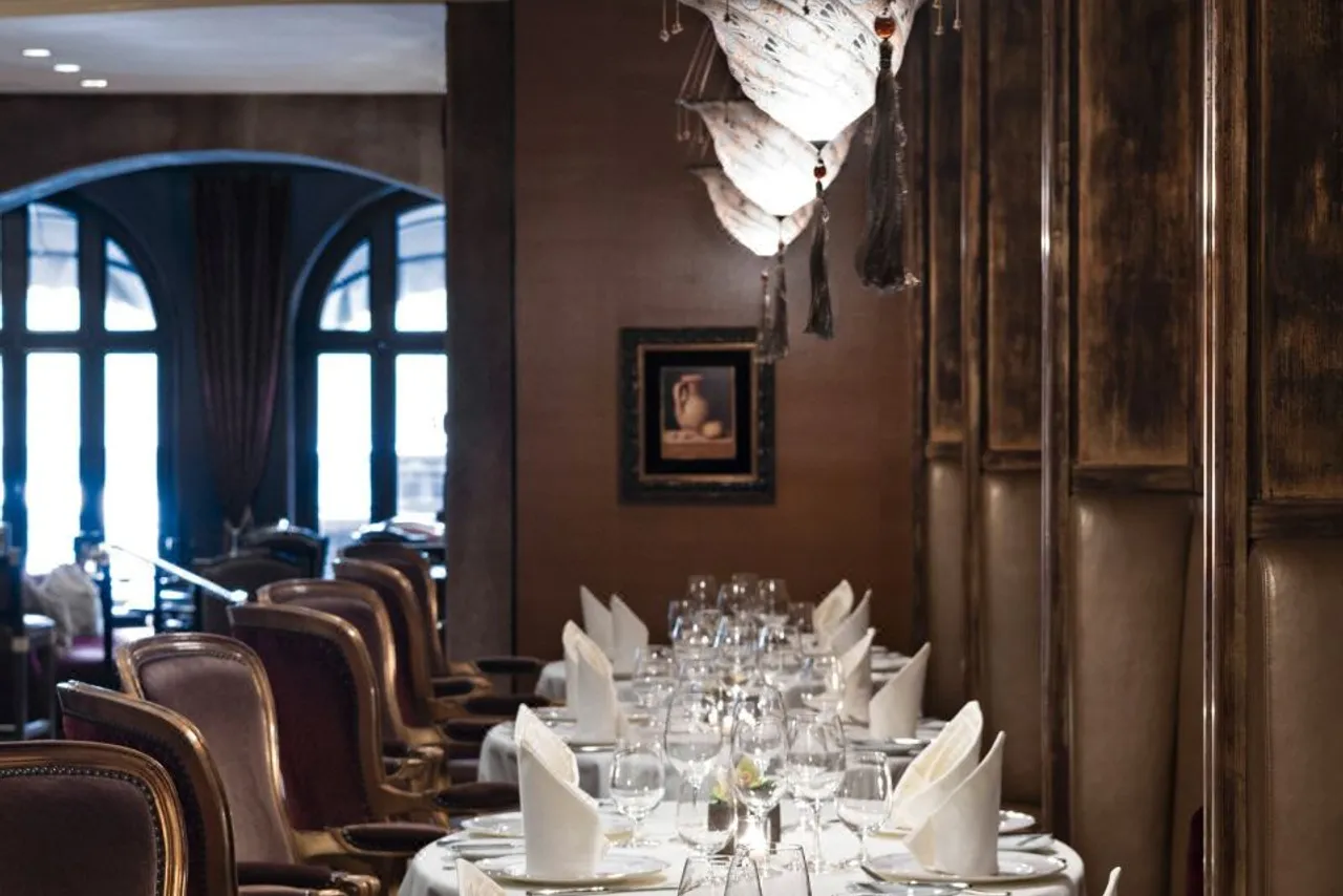 Wedgewood Hotel & Spa — ภาพห้องพักและบรรยากาศ