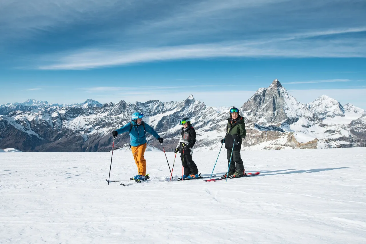 Wellness Hotel Alpenhof — rooms and atmosphere