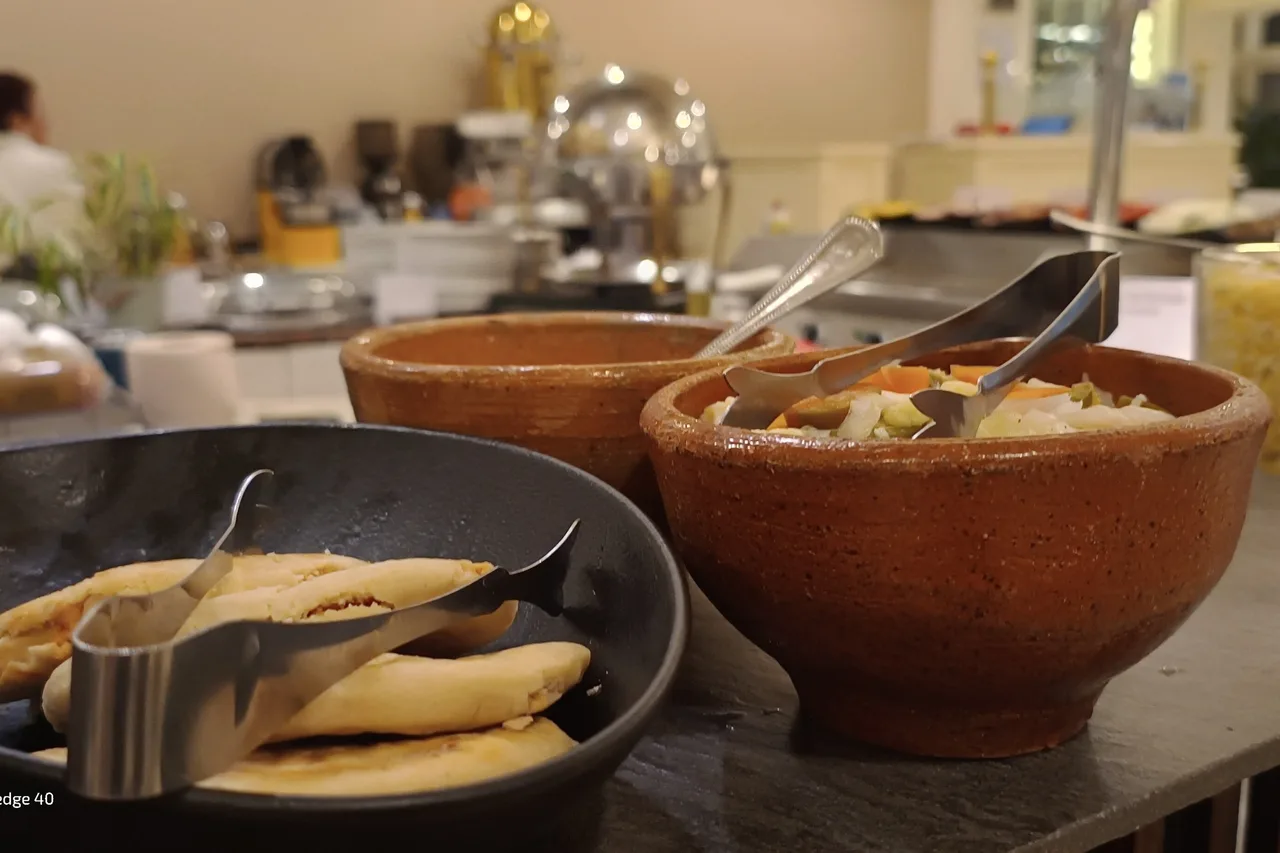 The Westin Camino Real Guatemala — ภาพห้องพักและบรรยากาศ