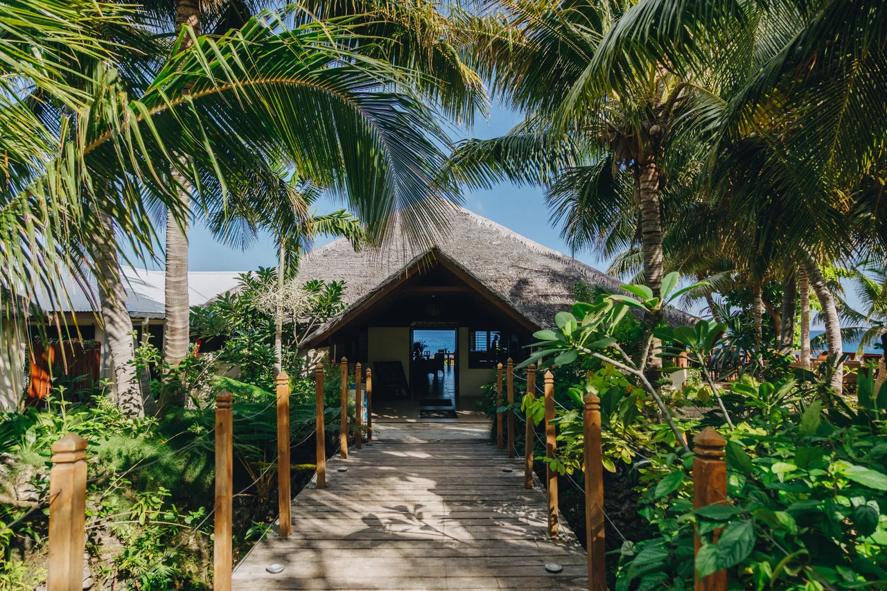 White Grass Ocean Resort & Spa — ทันนา