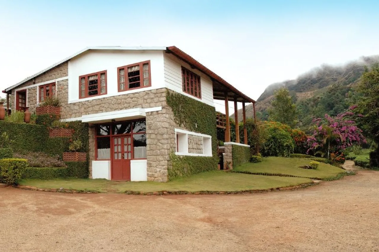 Windermere Estate — rooms and atmosphere