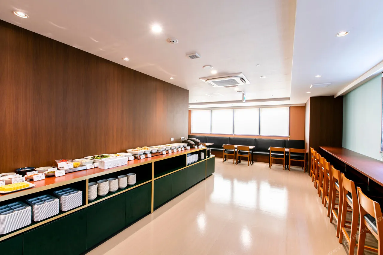 Hotel Wing International Select Kumamoto — rooms and atmosphere