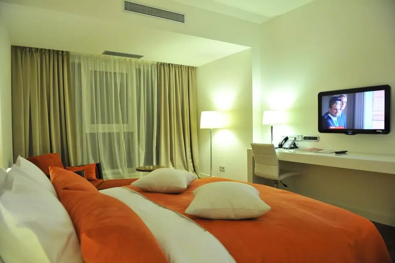 Worldhotel Saltanat Almaty — โรงแรมในอัลมาตี