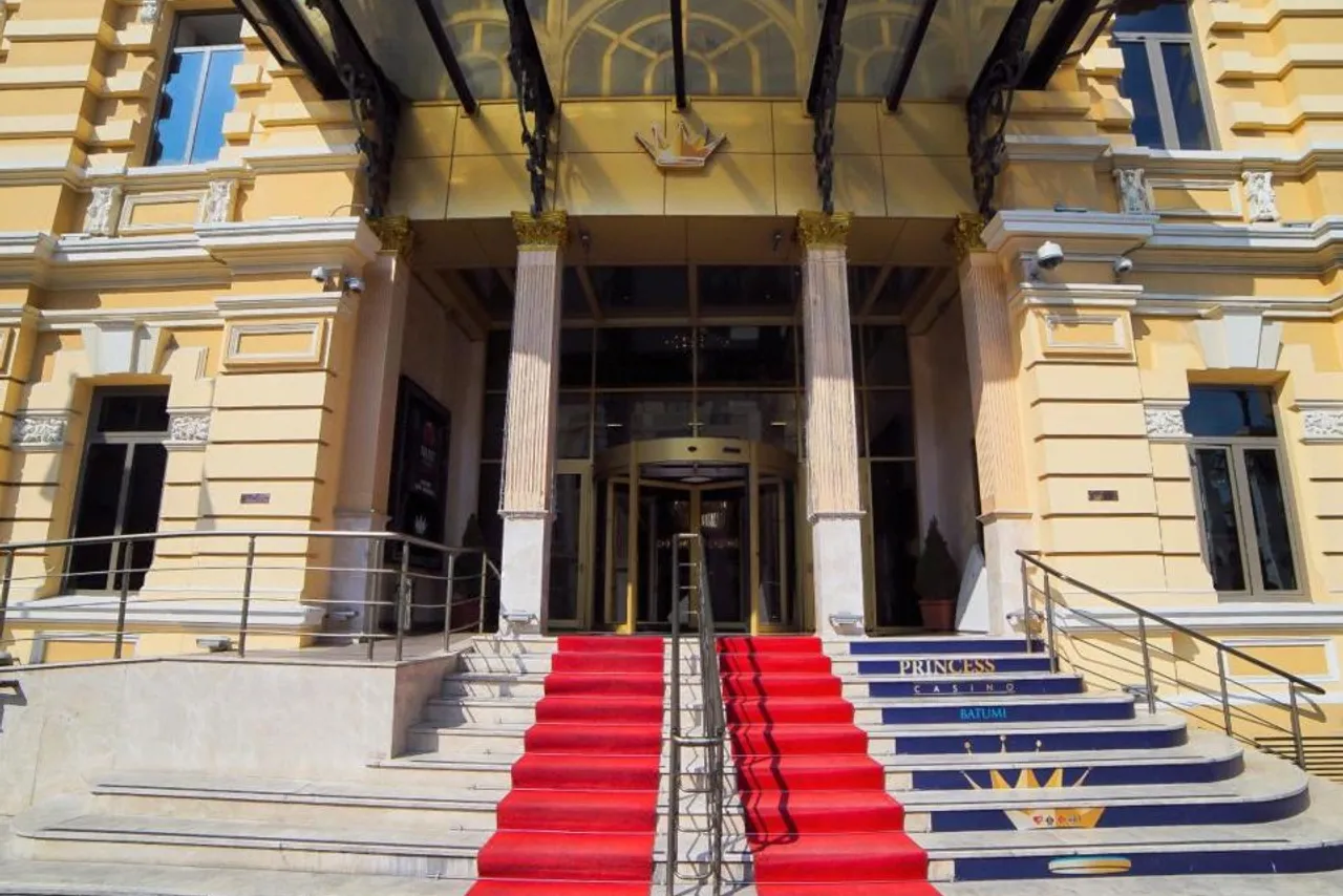 Wyndham Batumi — ภาพห้องพักและบรรยากาศ