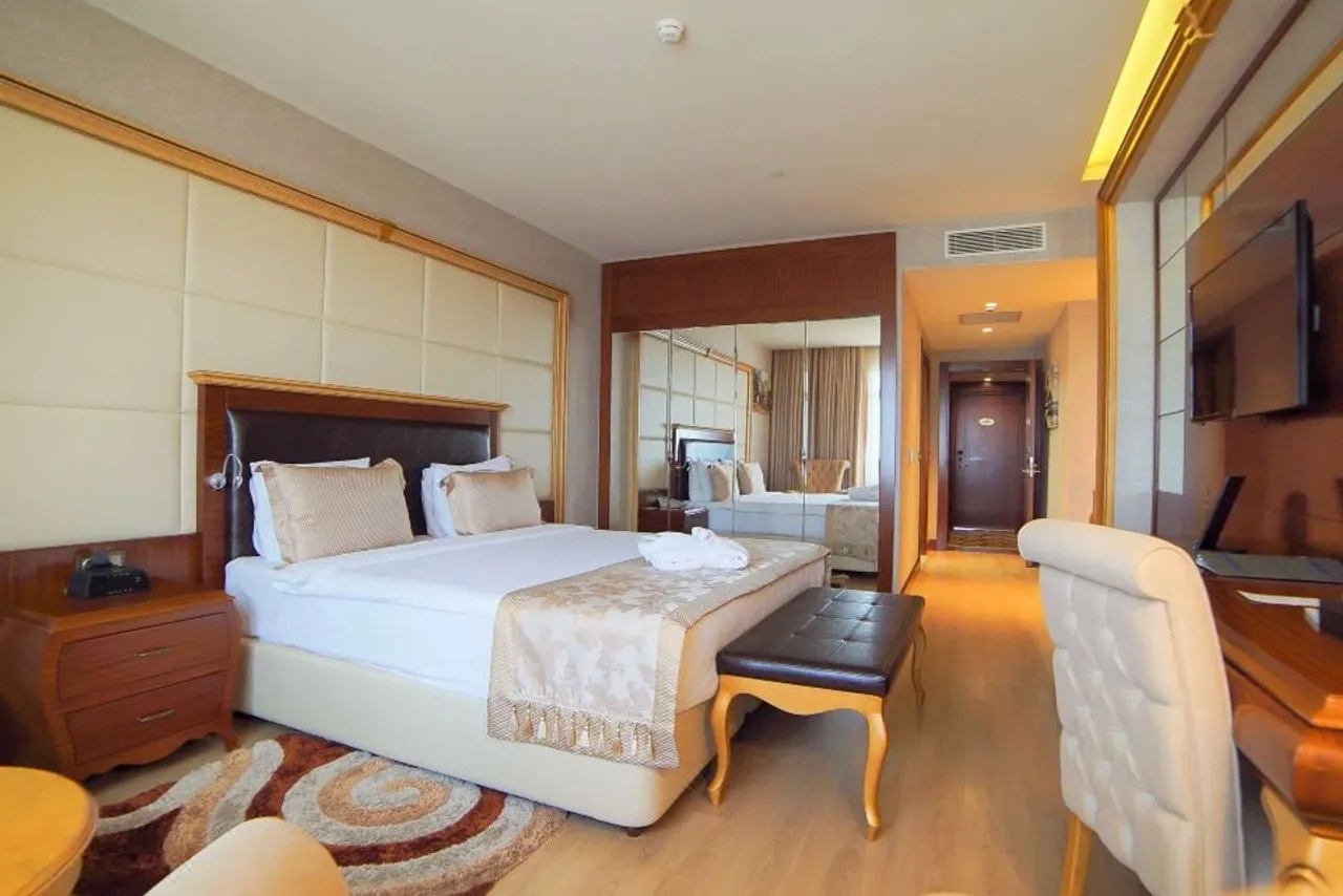 Wyndham Batumi — ภาพห้องพักและบรรยากาศ