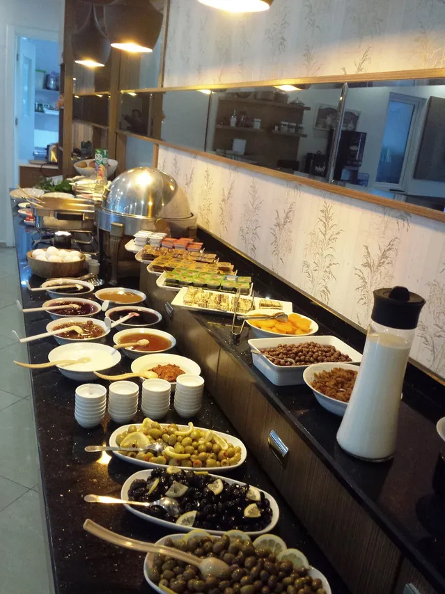 Yeniceri City Hotel — rooms and atmosphere