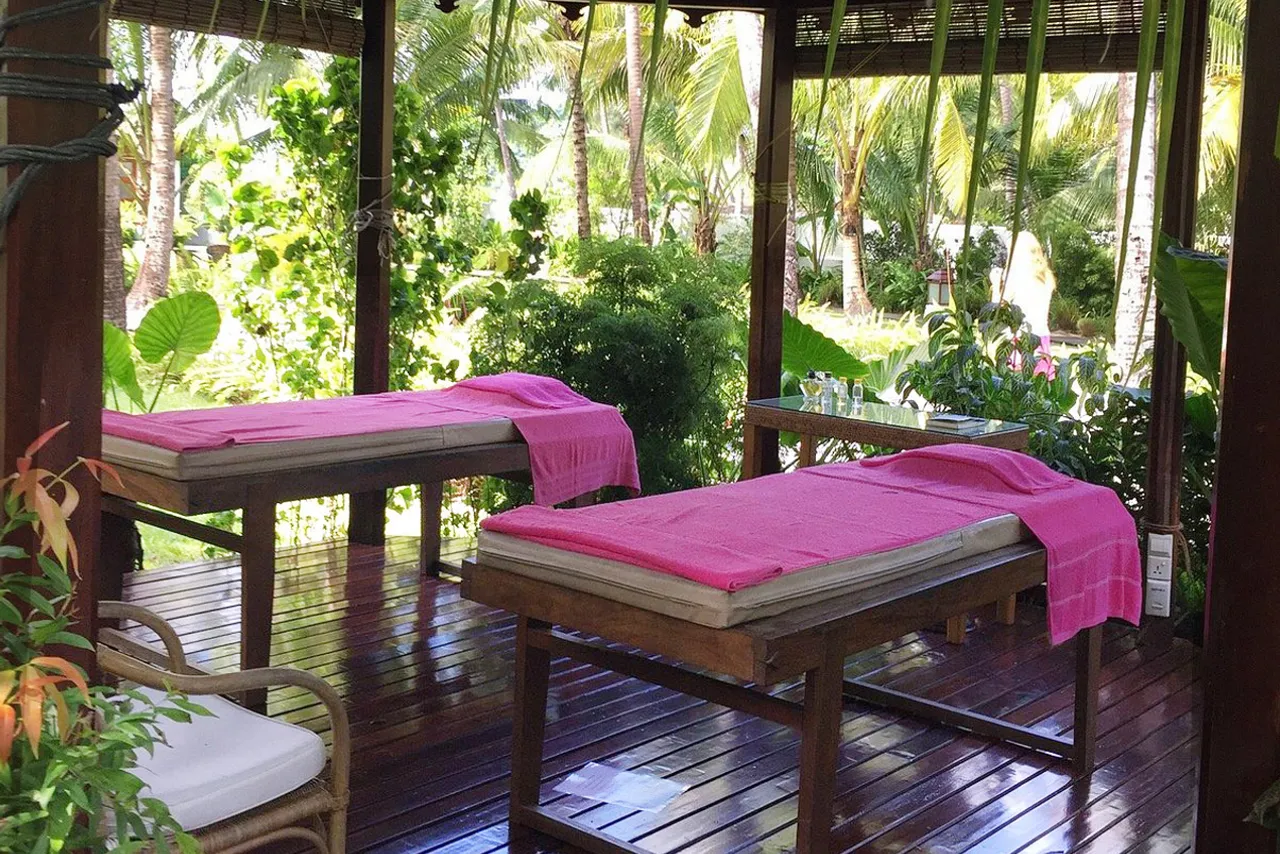 Yoma Cherry Lodge — ภาพห้องพักและบรรยากาศ