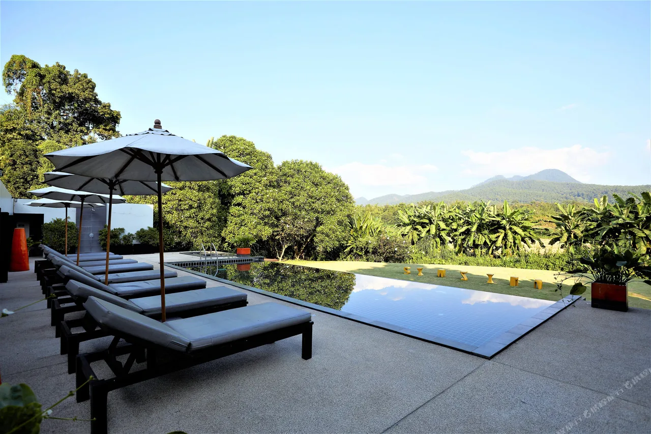 Yoma Hotel — โรงแรมในปาย