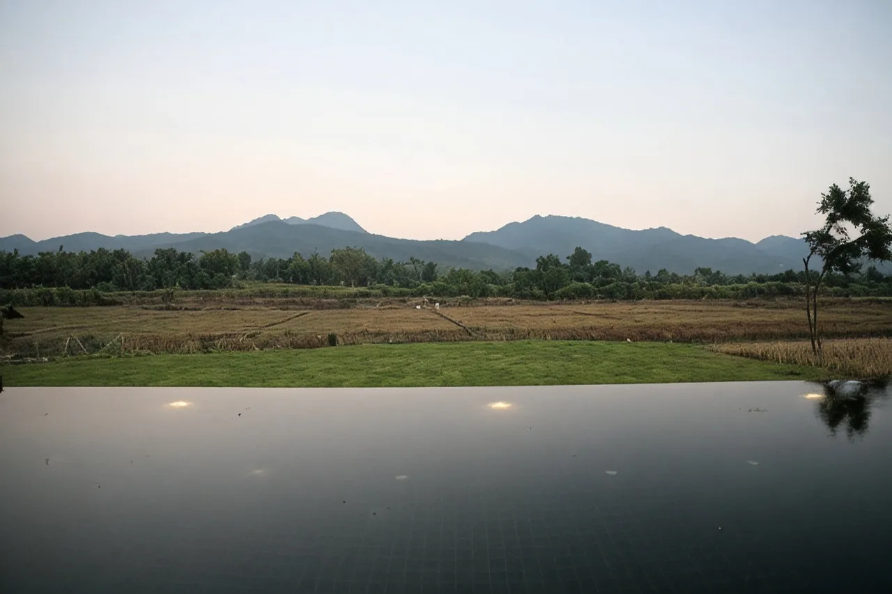 Yoma Hotel — ภาพห้องพักและบรรยากาศ