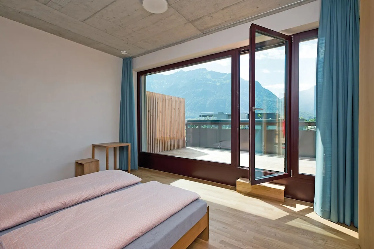 Youth Hostel Interlaken — rooms and atmosphere