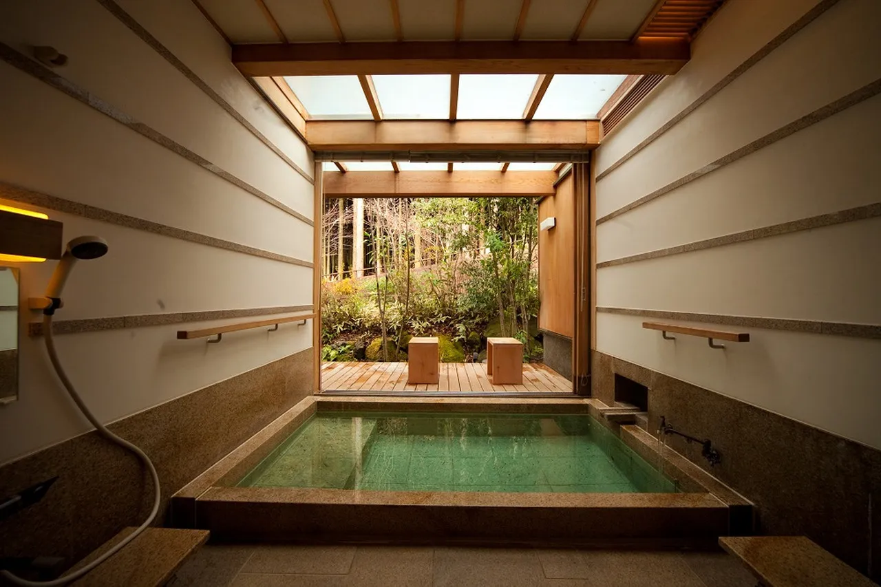 Yufuin Sansou Murata (Sanso Murata) — rooms and atmosphere