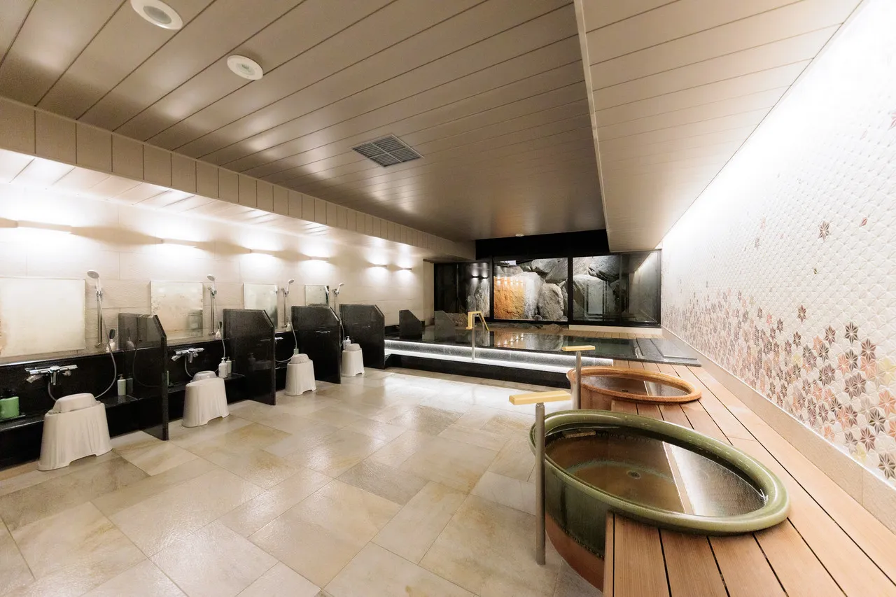 Yuzawa Grand Hotel — rooms and atmosphere