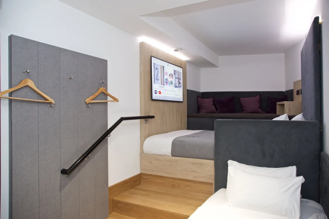 The Z Hotel Bath — rooms and atmosphere