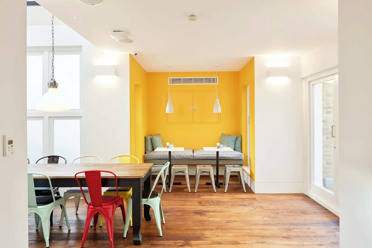 The Z Hotel Gloucester Place — rooms and atmosphere