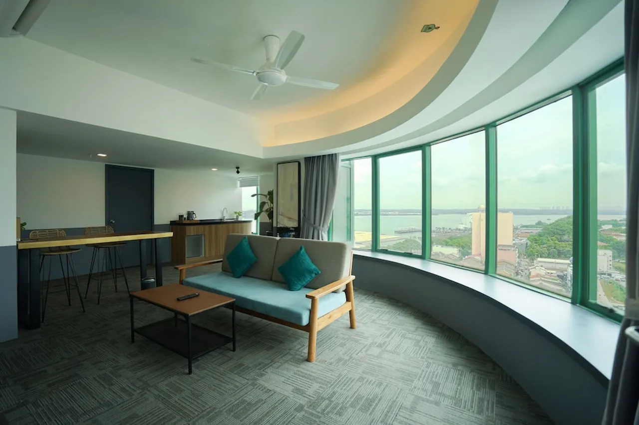 Z Hotel Johor Bahru — rooms and atmosphere