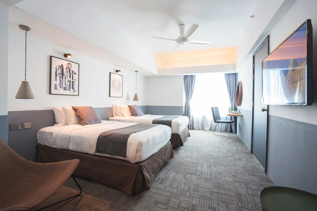 Z Hotel Johor Bahru — rooms and atmosphere