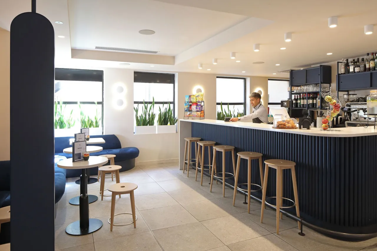 The Z Hotel Piccadilly — rooms and atmosphere