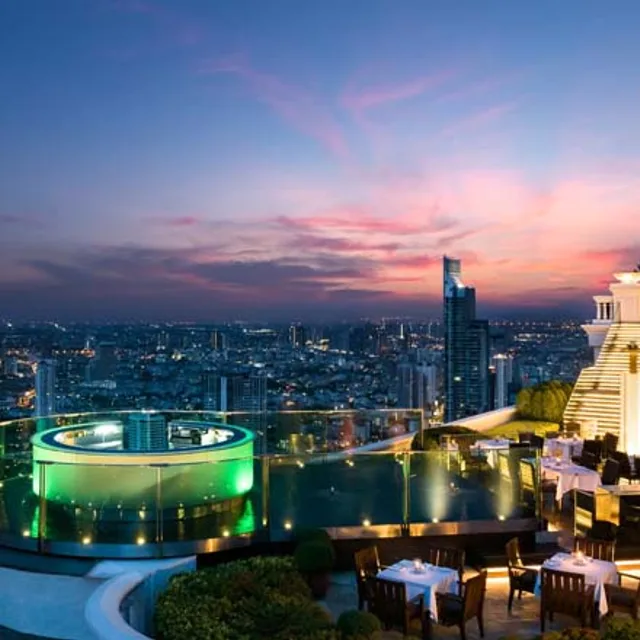 สกายบาร์ เลอบัว (Sky Bar at Lebua) – ค็อกเทลซิกเนเจอร์สกายบาร์ ในกรุงเทพฯ