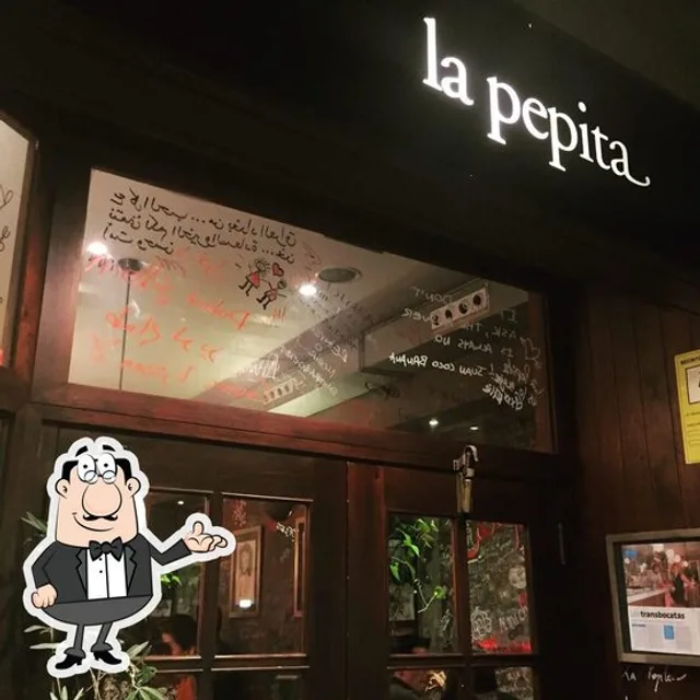 ลา เปปิตา (La Pepita) – ปลาหมึกทอด (calamari) ในบาร์เซโลนา