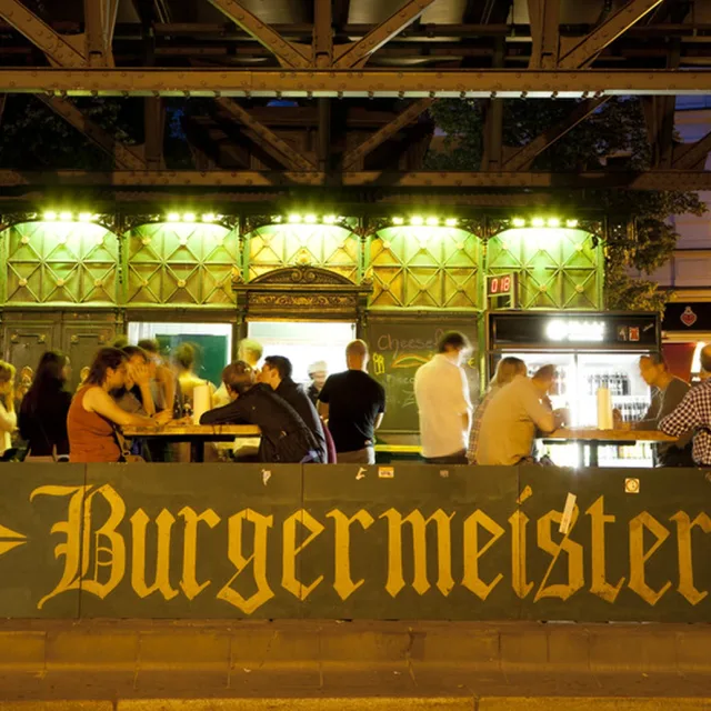 เบอร์เกอร์ไมสเตอร์ (Burgermeister) – Meisterburger ในเบอร์ลิน