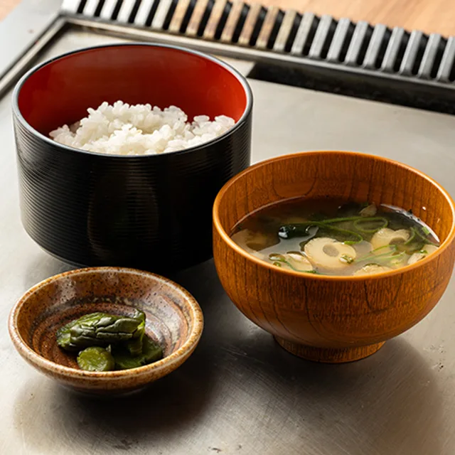 นิชิกิ วาราอิ (Nishiki Warai) – วาราอิยากิ (โอโคโนมิยากิรวมของครบ) ในเกียวโต