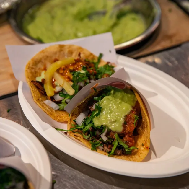 ลอส ทาโกส หมายเลข 1 (Los Tacos No.1) – ทาโก้เนื้ออาซาดา ในนิวยอร์ก