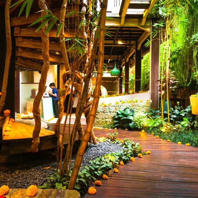 Clear Café – Nasi Campur วีแกน ในอูบุด (บาหลี)
